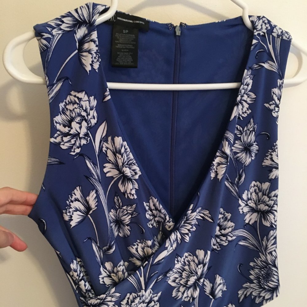 I.N.C. Floral Ruched Dress - Picture 5 of 7